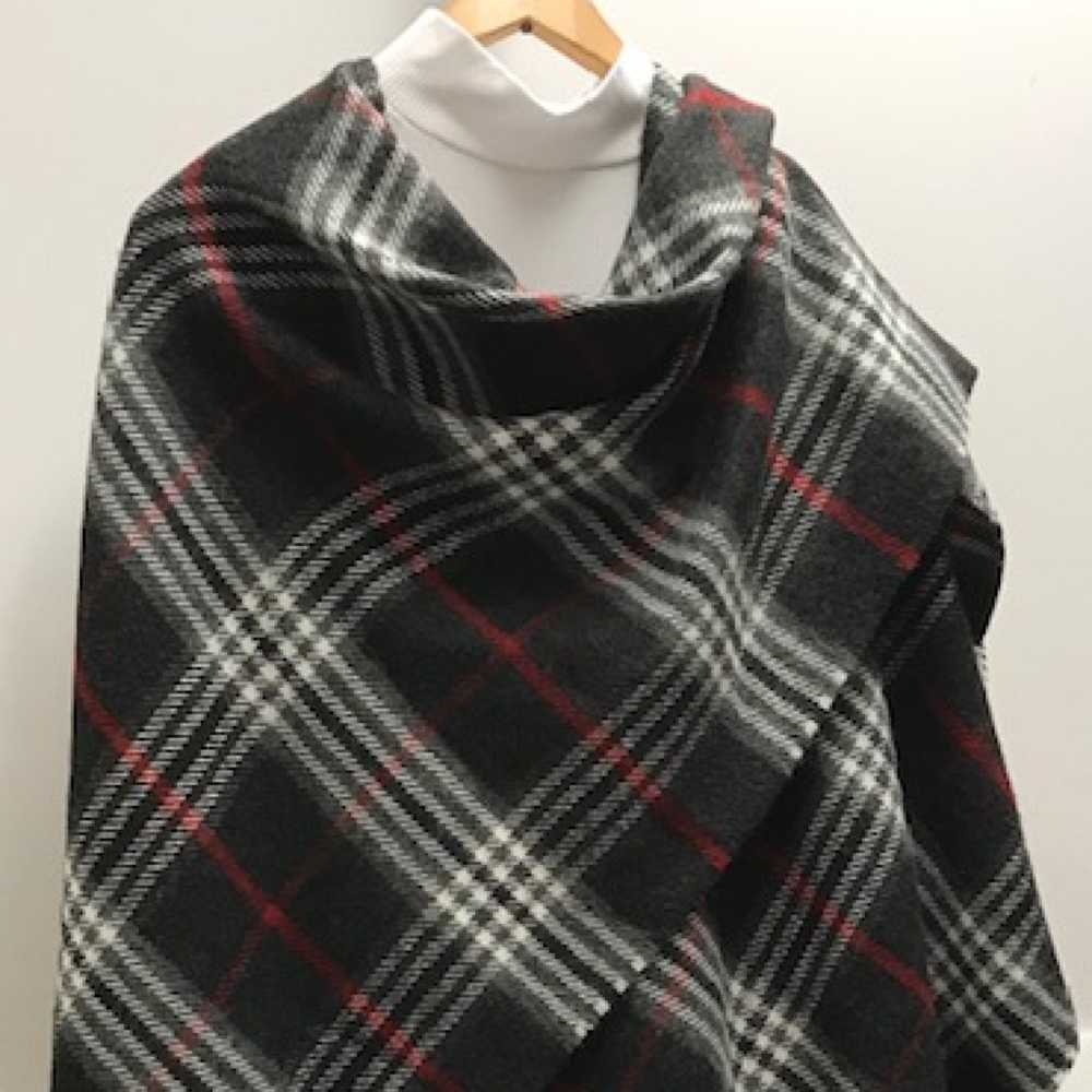 Luxurious Red Black Plaid Cape Poncho Wrap